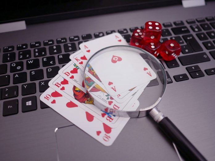 How To Play Online Poker Like a Professional