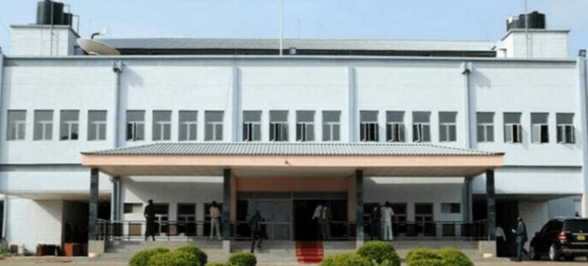 Parliamentary committee opposes suspension of Crawford Capital