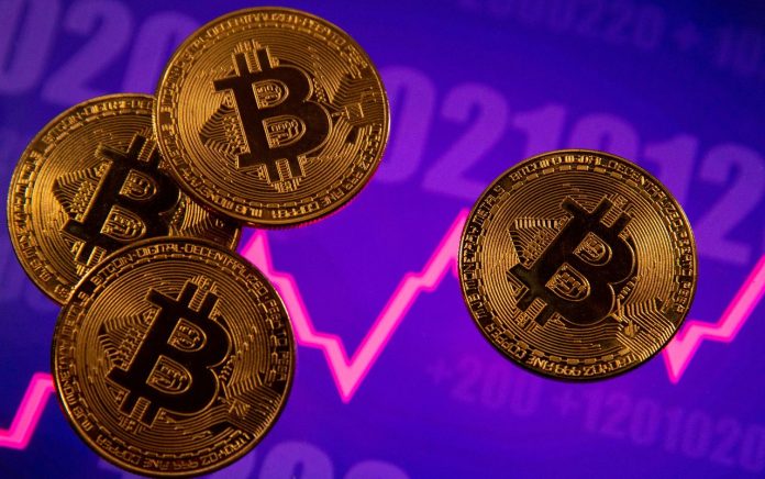 Data acquired by cryptocurrency trading simulator Crypto Parrot indicates that the Bitcoin mining revenue surged 179.4% over the last 30 days.