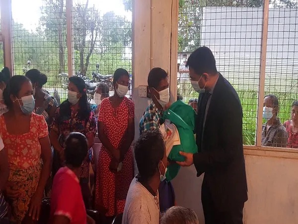 India distributes food in Sri Lankan villages » Capital News
