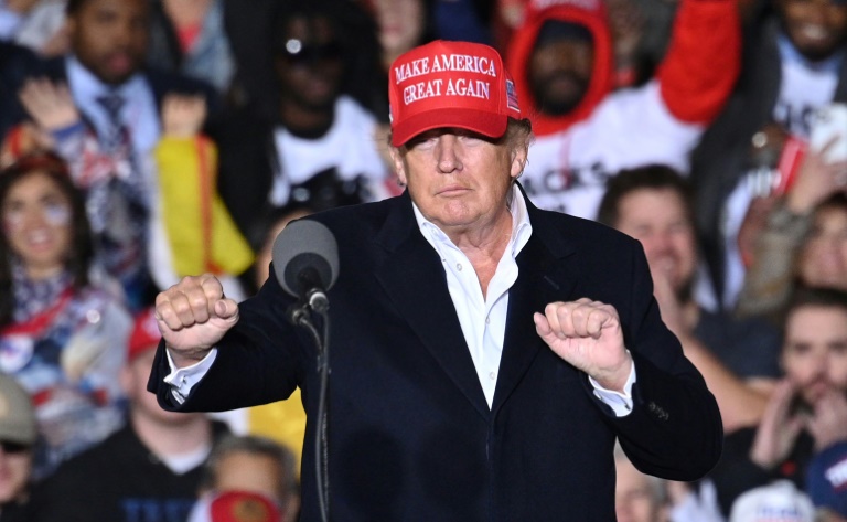Unsigned Trump order told Pentagon to seize voting machines: Politico » Capital News