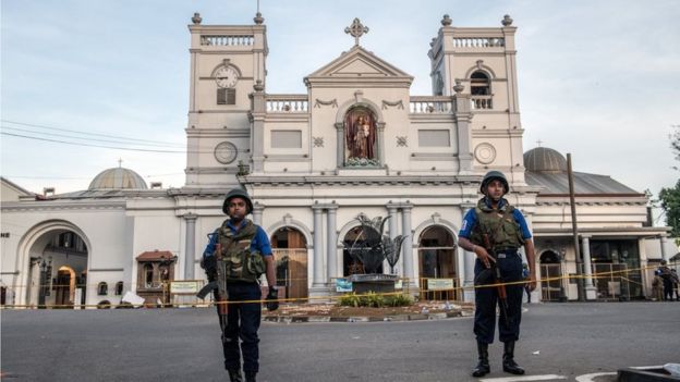 Mass funeral on Sri Lanka's day of mourning