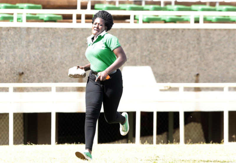Gor Mahia vs Vihiga Bullets match abandoned after chaos erupt at Kasarani : The standard Sports