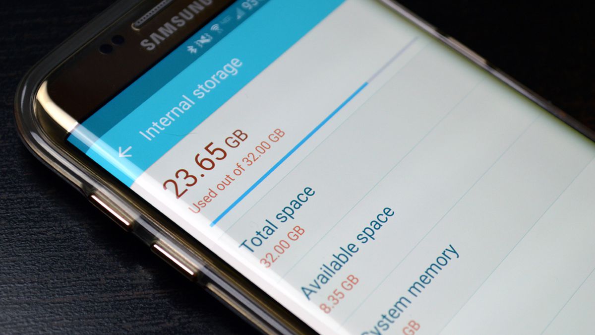 Quick Tips To Free Up Storage On Your Phone – TechMoran