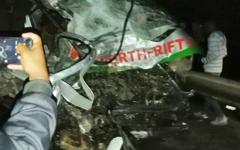 Six killed in Nakuru night crash [Photos]
