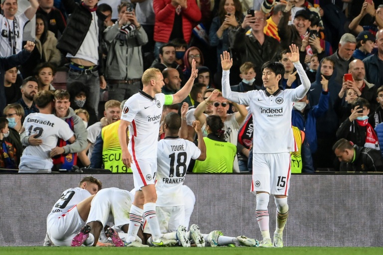 'Hammer blow' as Frankfurt stun Barcelona to reach Europa League semis