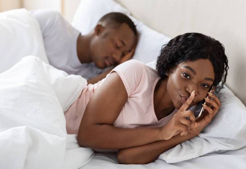 Things women do when they are cheating Eve woman