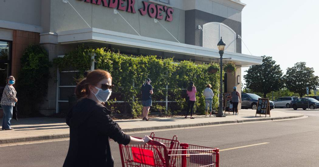Who’s Enforcing Mask Rules? Often Retail Workers, and They’re Getting Hurt