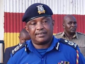 EACC arrest Kisumu rogue cops – Weekly Citizen