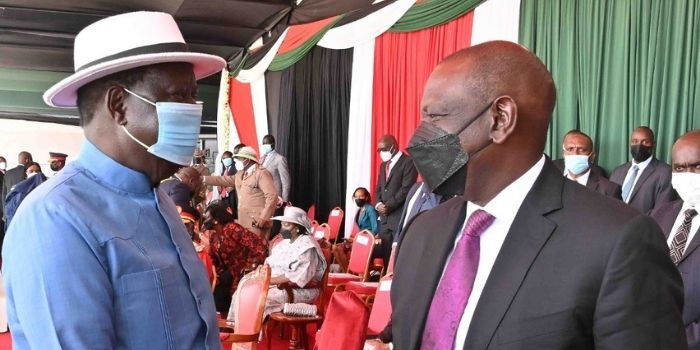 Raila Steadily Overtakes Ruto in State House Race - Poll