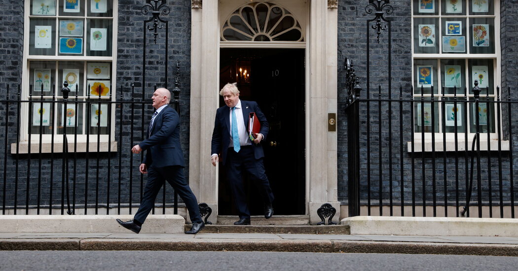 London Police Issue Fines for Downing Street Lockdown Parties