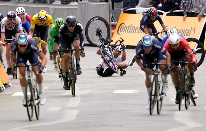 Spectator who caused Tour de France crash arrested : The standard Sports