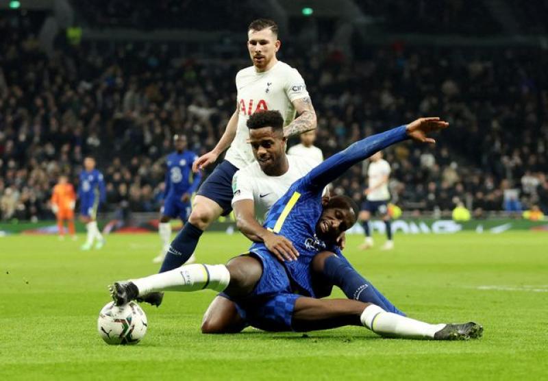 Chelsea ease past Tottenham into League Cup final : The standard Sports