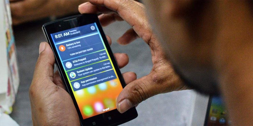 Mobile lenders to reveal hidden fees in new rules