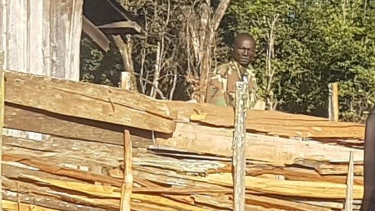 Drunk Forest Ranger Aims G3 Rifle at Governor, Threatens to Shoot