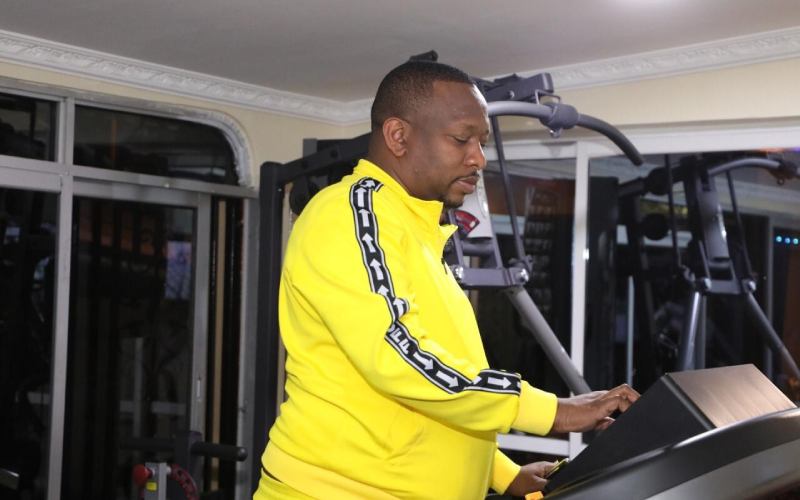 Sonko hits the gym after ‘public demand’, promises to have a six pack by December