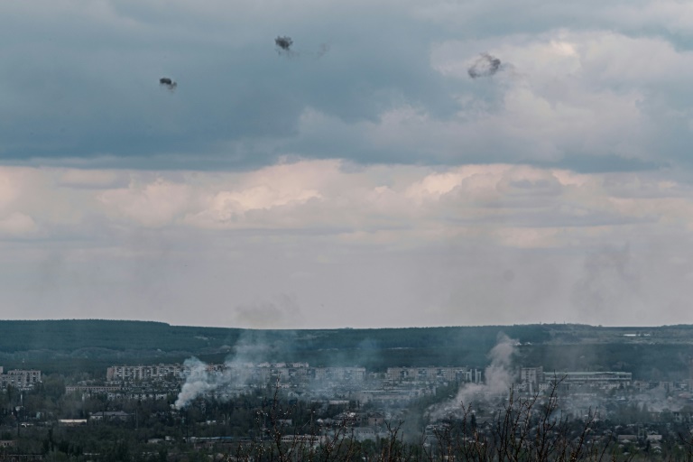 In east Ukraine, the war-weary listen out to stay alive » Capital News