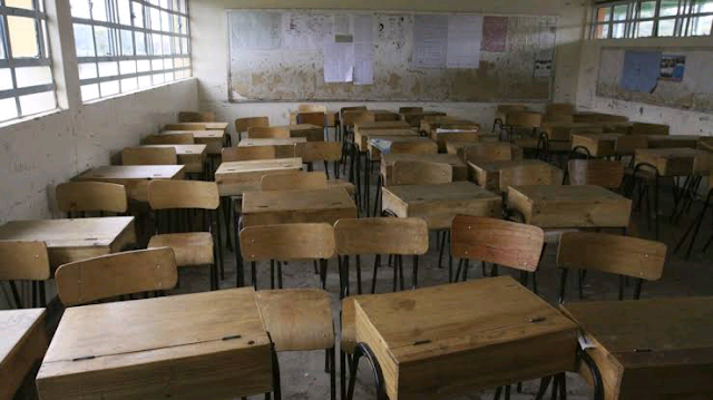 Kisumu chief captured red-handed chewing on a primary school teacher,