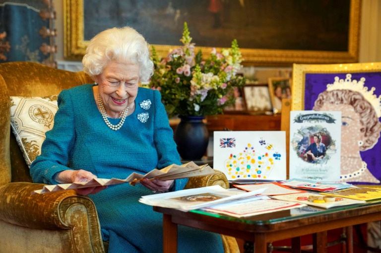 Elizabeth II marks Platinum Jubilee with 'Queen Camilla' announcement » Capital News
