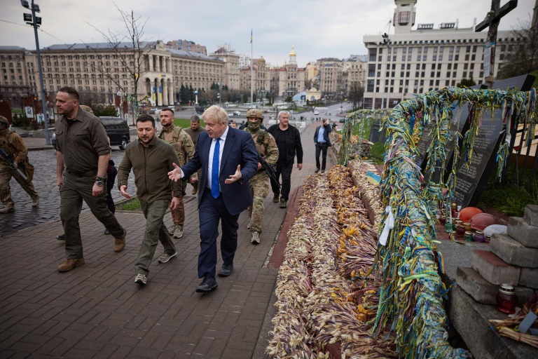 Ukraine braces for 'important battles' as Pope urges Easter ceasefire » Capital News