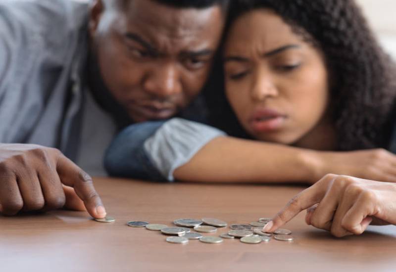 Money problems? Here is what you can do Eve woman
