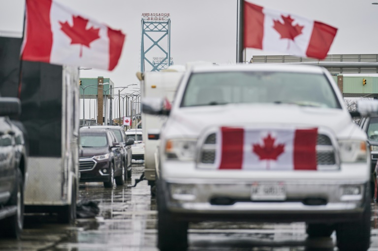 Canada truckers defy order to clear key bridge as protests swell » Capital News