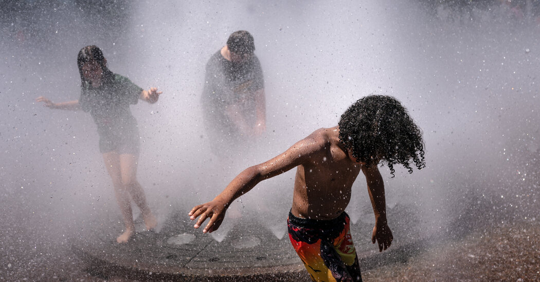 Pacific Northwest Bakes in Record-Setting Heat Wave