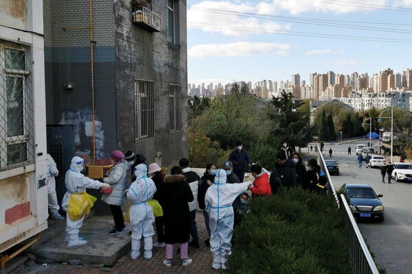 Lining up for coronavirus testing amid the emergence of local cases in Liaoning Province, China, this week.
