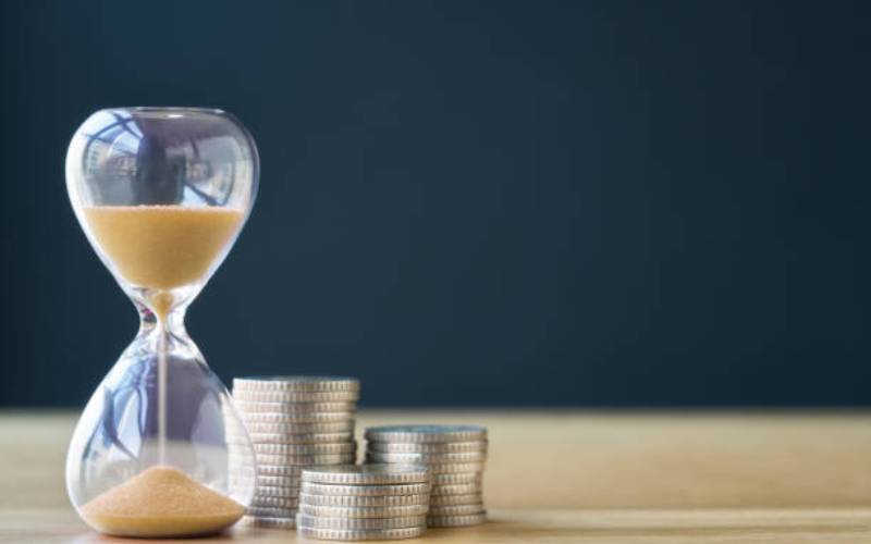 County workers oppose bid to take over pension fund