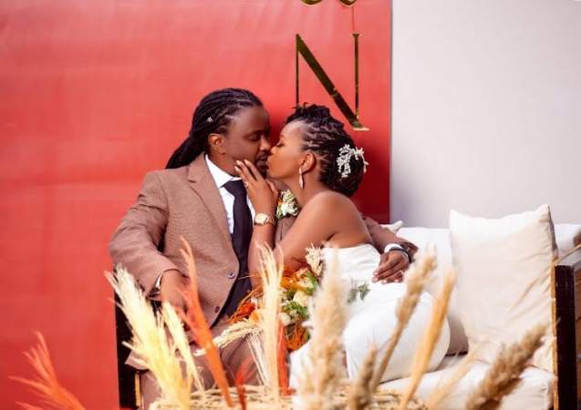 Nyamari Ongegu alias Nyashinski weds Zia Bett photo