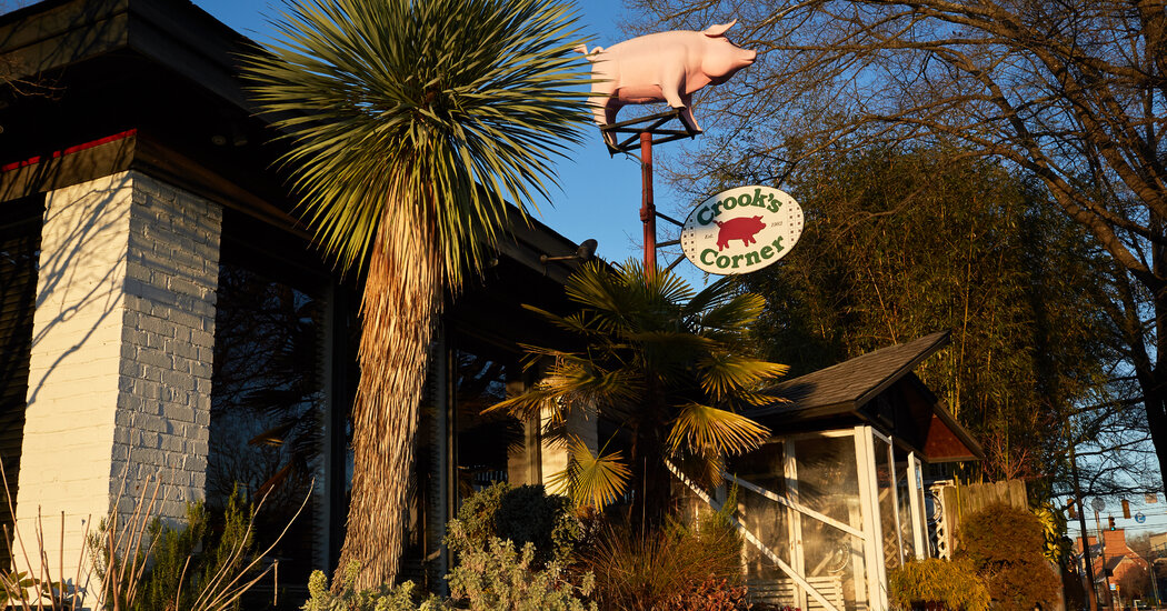 Crook’s Corner, a Landmark North Carolina Restaurant, Has Closed