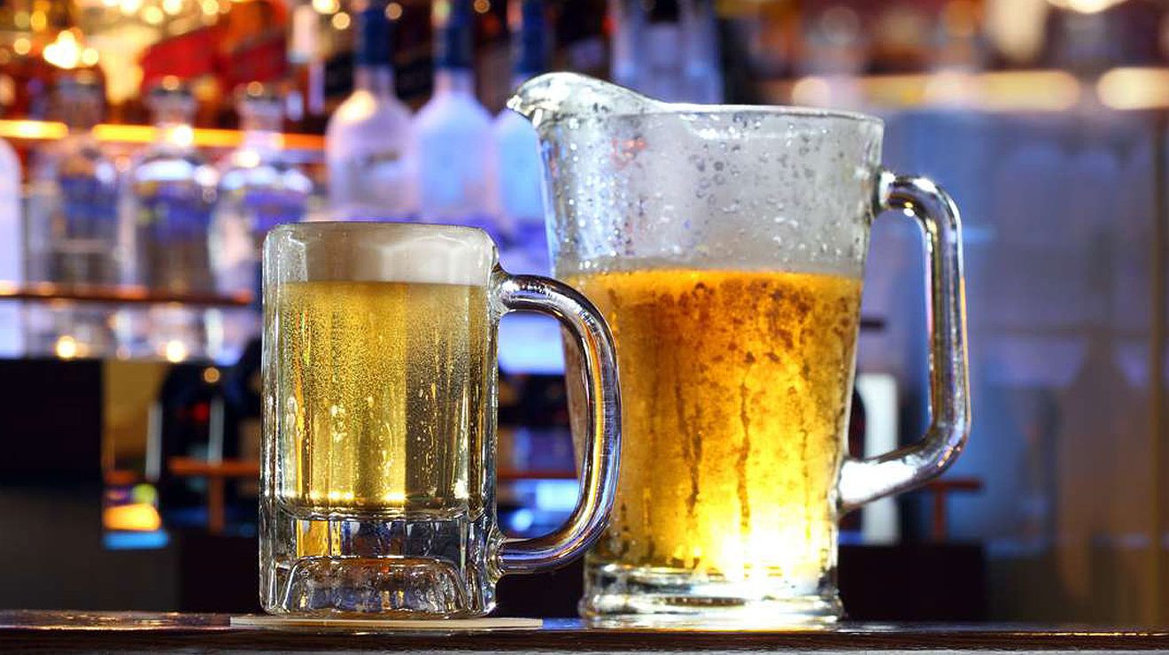 Azimio bar manager hospitalised after fight over curvaceous waitress – Nairobi News