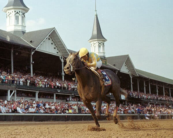 Monarchos, ridden by jockey Jorge Chavez, won the 127th Kentucky Derby in 2001.