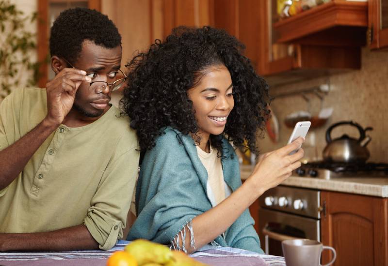 What would you do if your husband was spying on you with a hidden camera? Eve woman