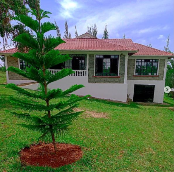 King Kaka Builds A Splendid House For His Mother (Photo)