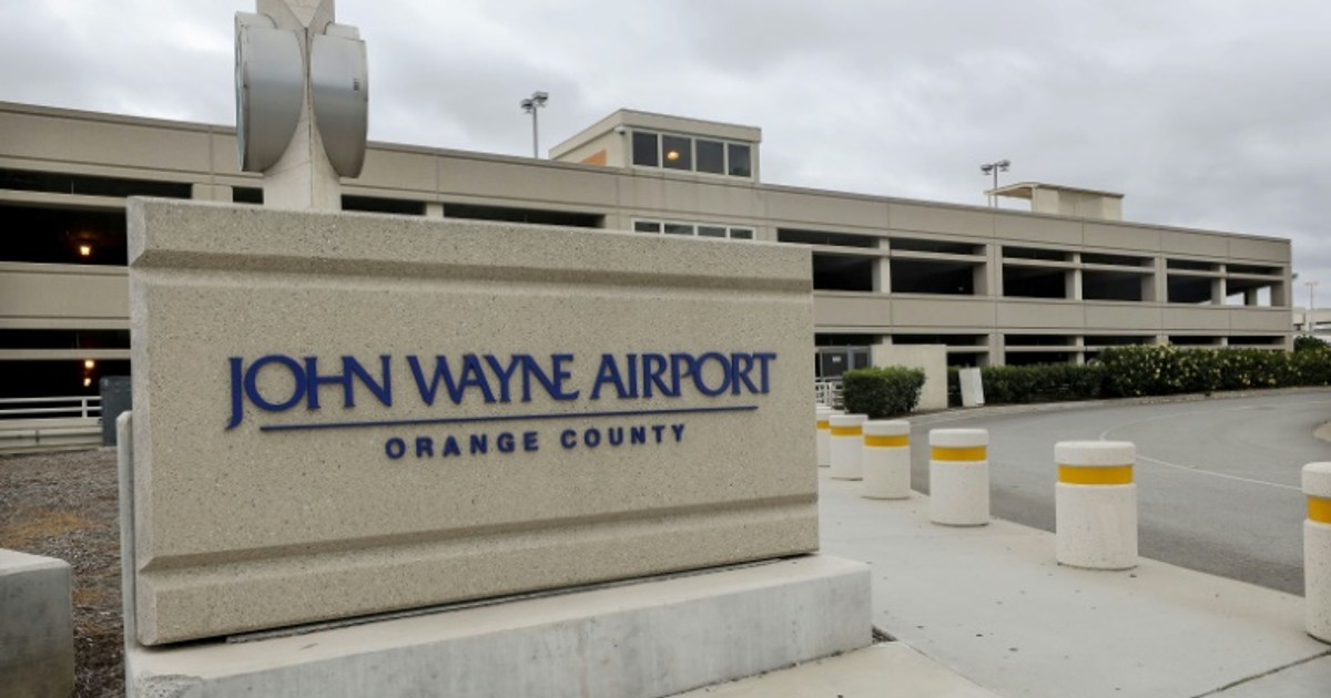 Trump defends John Wayne legacy over airport 'racism' row [ARTICLE]