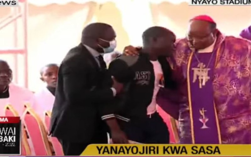 Video: Man who claimed to be 'Kibaki's grandson' begs to address nation during funeral service