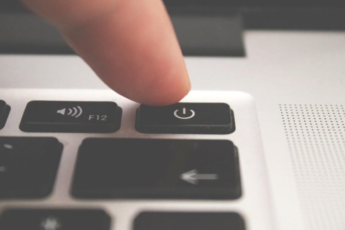 5 ways to stay environmentally friendly when using technology