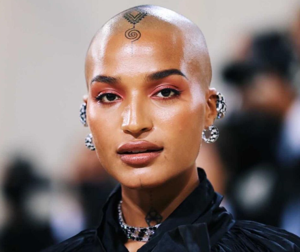 Indya moore biography