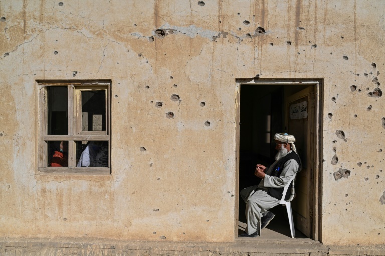 Afghans in war-scarred village struggle to rebuild homes » Capital News
