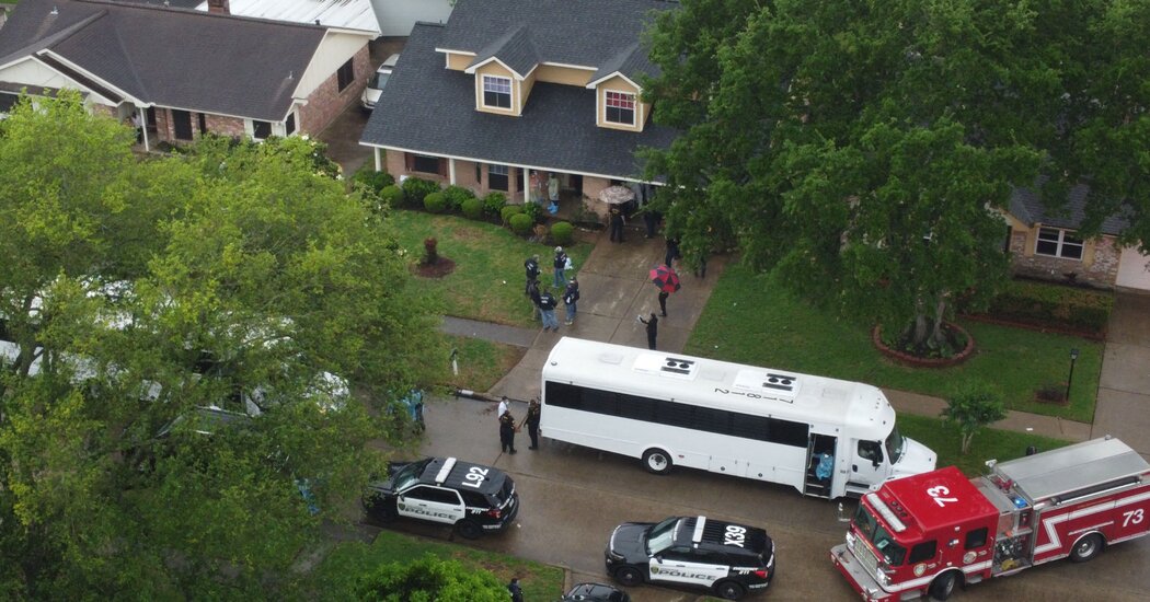 Five in Houston Face Charges in Suspected Case of Human Smuggling