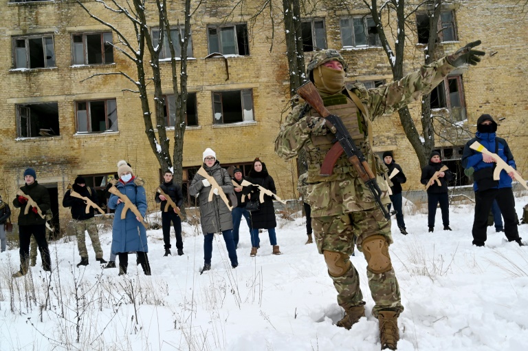 Russia, US clash at UN over Ukraine crisis as oligarchs threatened » Capital News