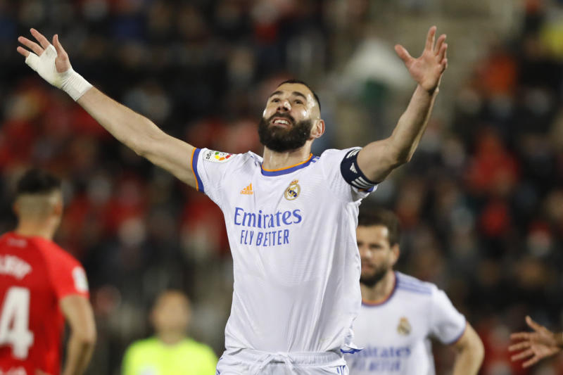 Real's Benzema will miss Clasico against Barcelona because of injury : The standard Sports