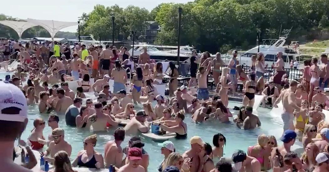After Crowding at Lake of the Ozarks, Missouri Officials Urge Quarantine