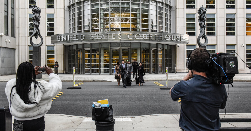 Why R. Kelly's Trial Is Captivating Black Audiences Online