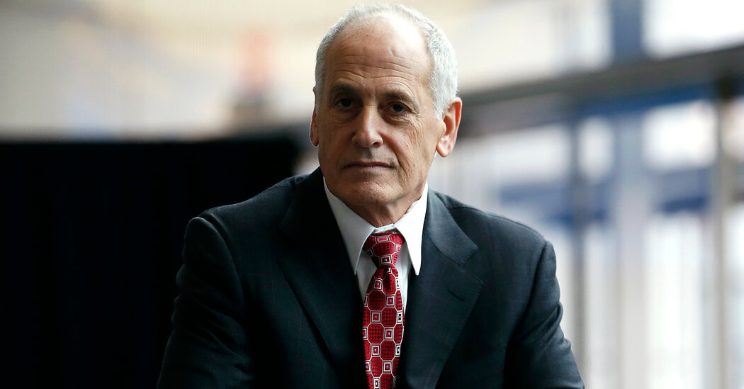Cuomo Loses Another Key Aide as Vaccine Czar Steps Down