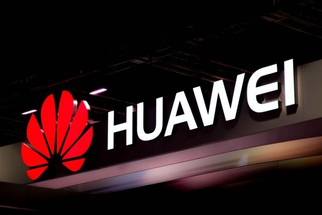 Huawei Demotes Digital Marketing Staff for For Sending a Tweet from an iPhone