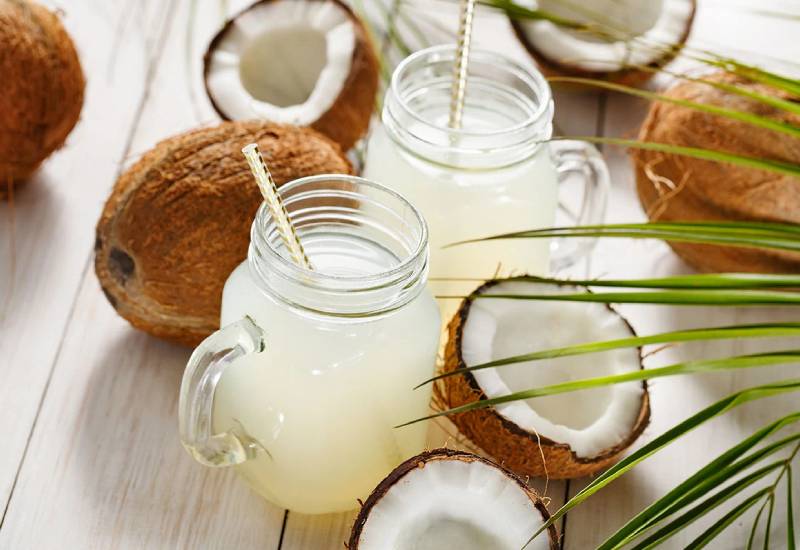 Benefits of taking coconut water Eve woman