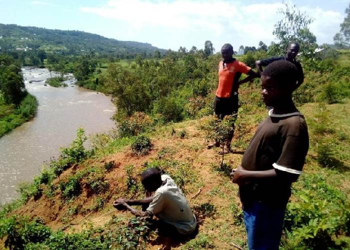 Save us from stinking body, Rachuonyo residents plead with police