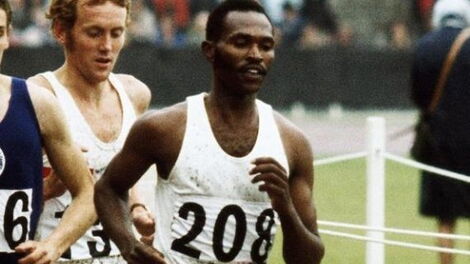 Kipchoge Keino running during the 1968 Olympics in Mexico City.